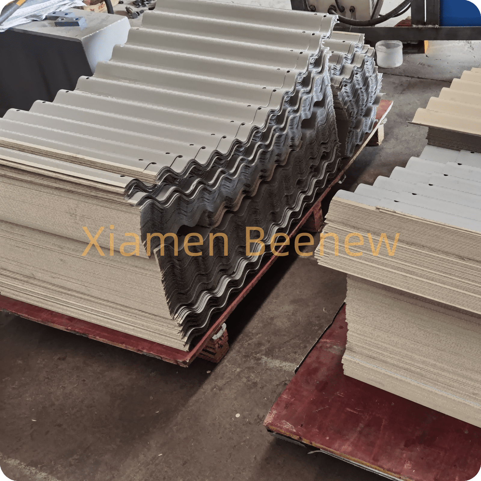 Efficient Steel Wave Flowerpot Roll Forming Machine for Durable and Stylish Planter Production - Image 4